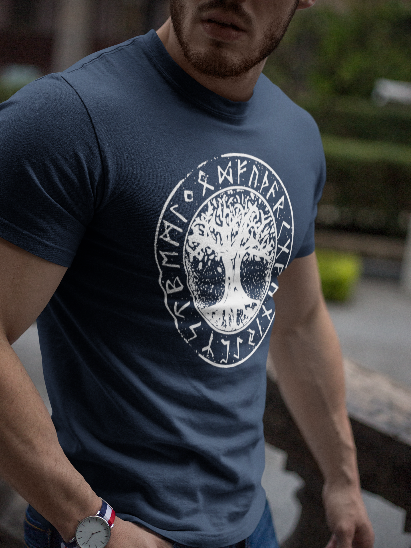 Playeras para hombre originales Yggdrasil El Árbol de la Vida Runas Nórdicas