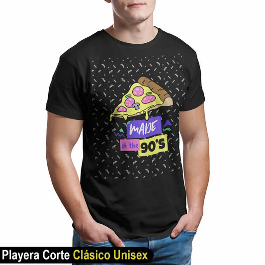 Modelo de las playeras retro 80s en color negro para hombre