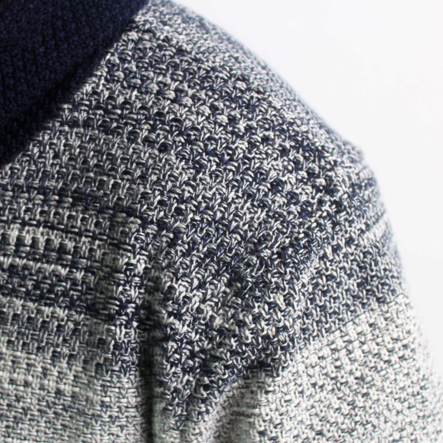 sueter tejido de hombre azul marino