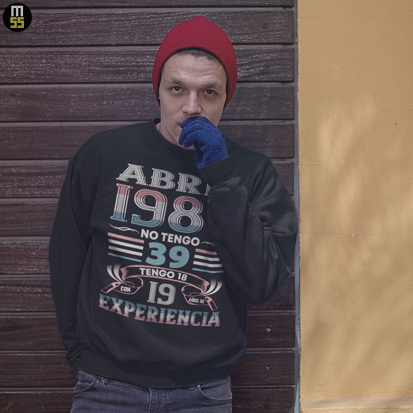 Playeras, blusas y camisetas personalizadas de cumpleaños para hombre y mujer Tengo Años de Experiencia Texas Font