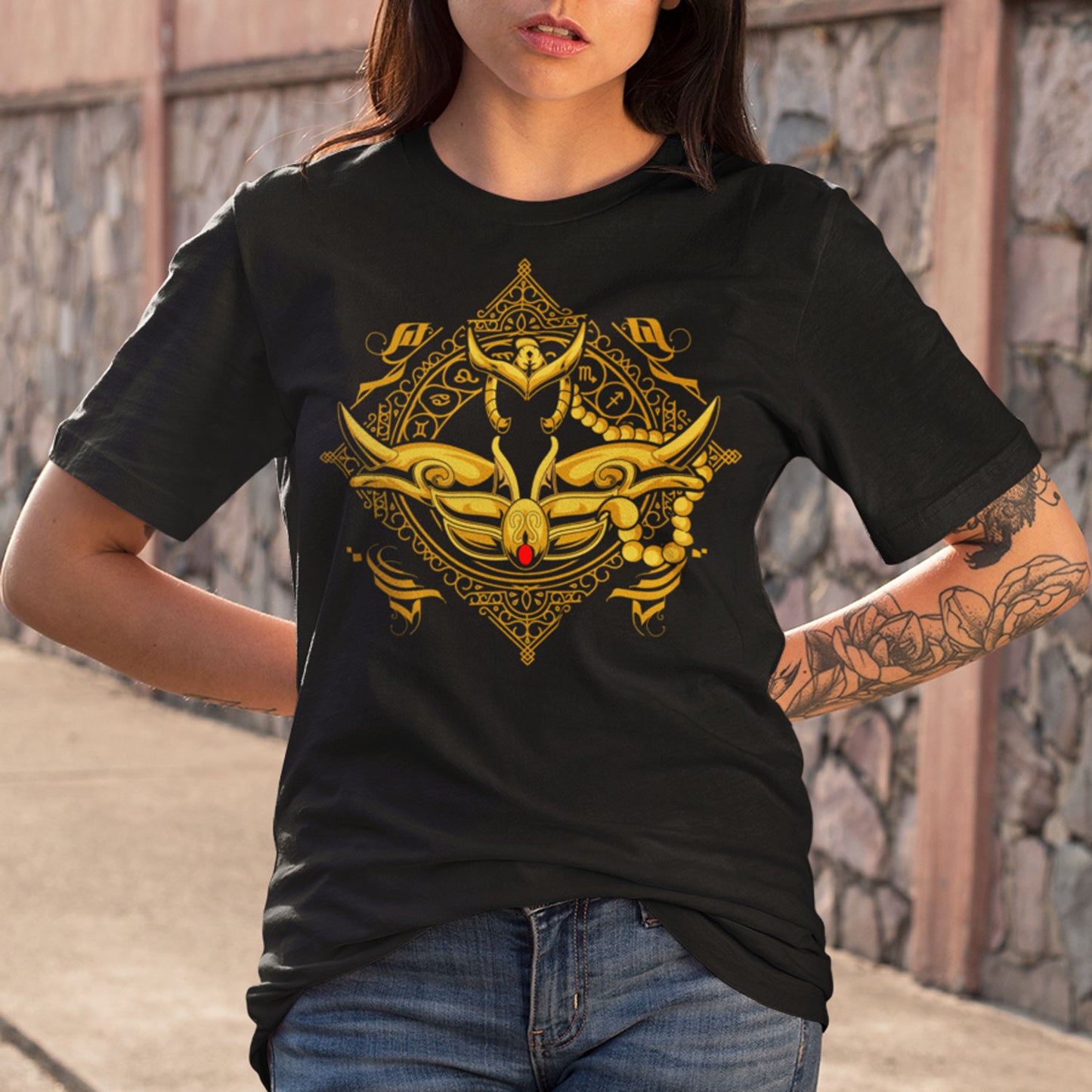 Playera Caballeros del Zodiaco Busto Armadura Dorada Escorpión