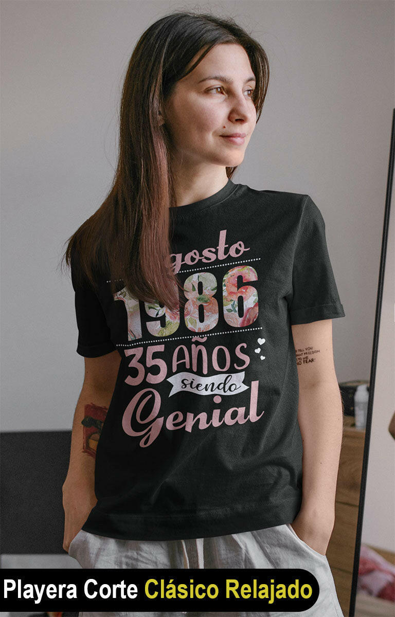Playeras Personalizadas de Cumpleaños Años Siendo Genial (Floral)